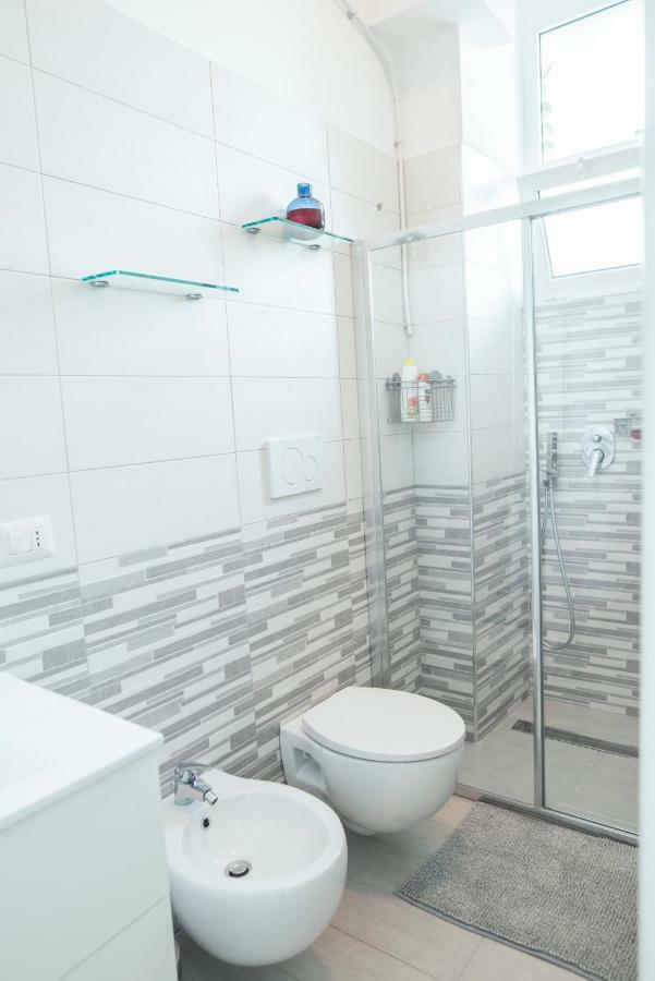 Finestra Sul Porto Apartment บารี ภายนอก รูปภาพ